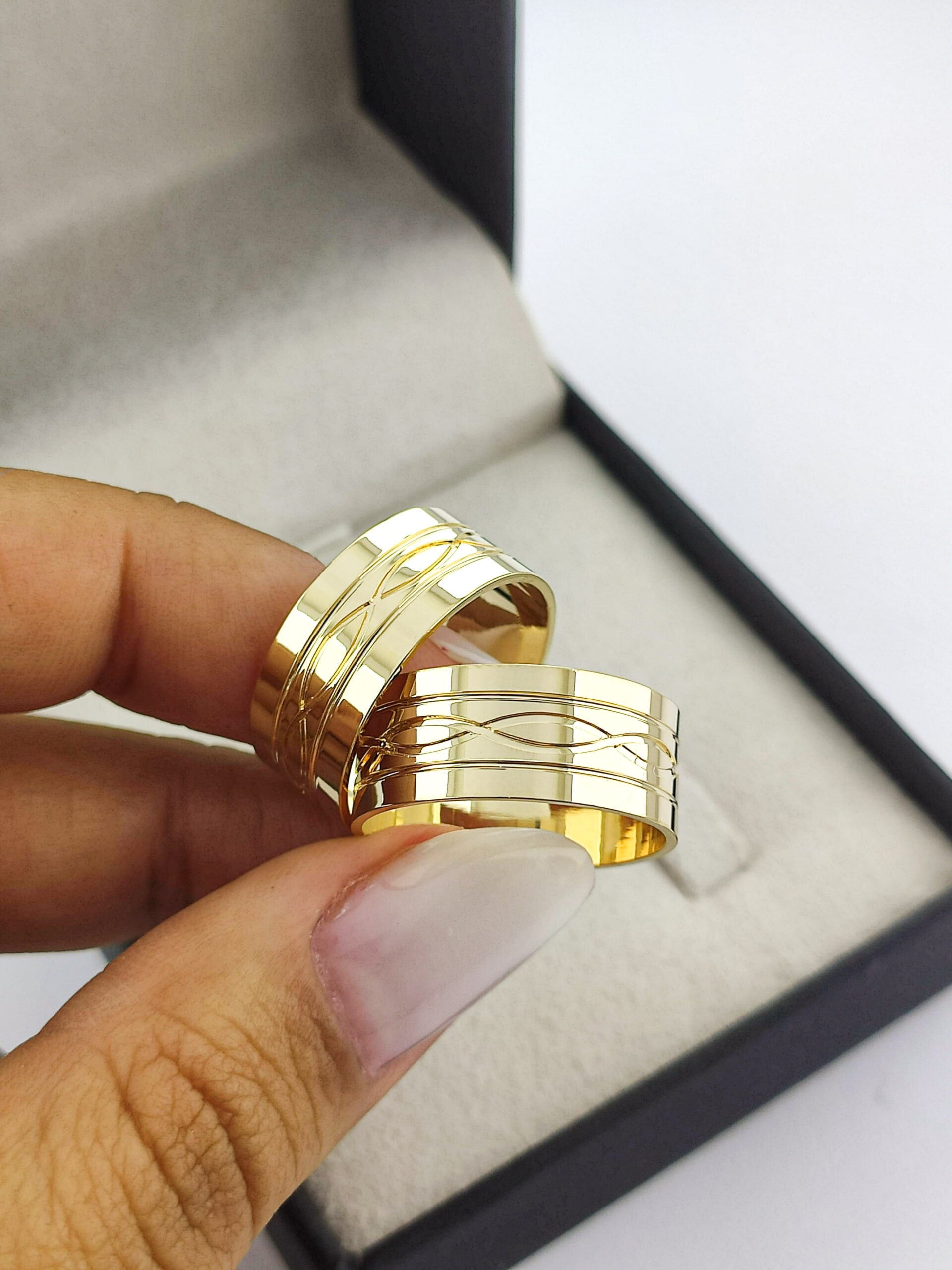 Par de Alianças Reta com detalhes 8mm AL163 - Imagem 3