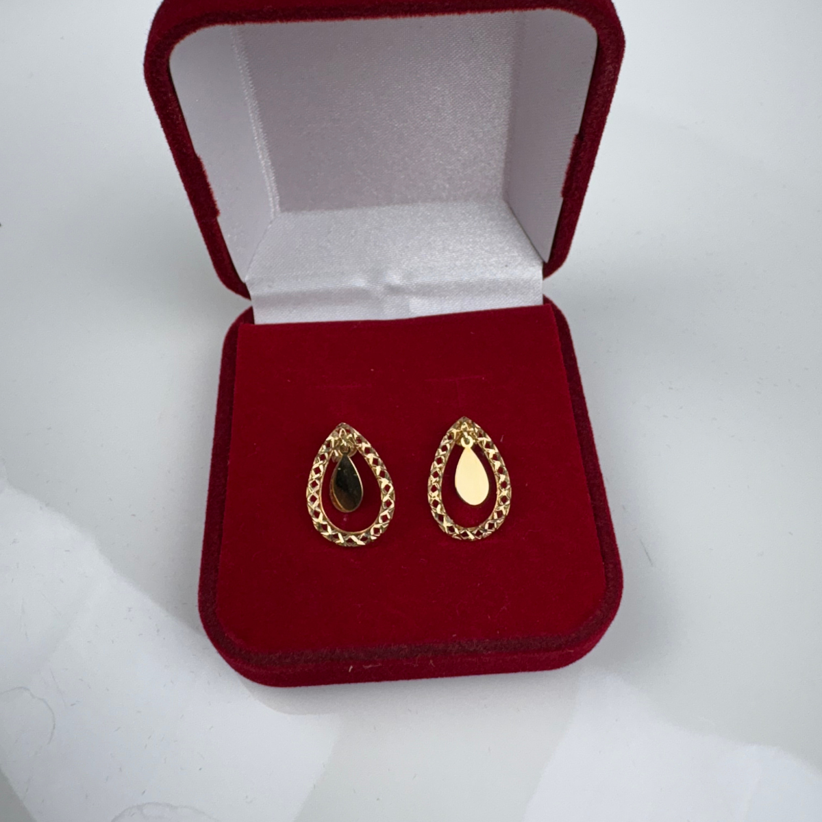 Brincos gota detalhada Ouro 18k BR010 - Imagem 3